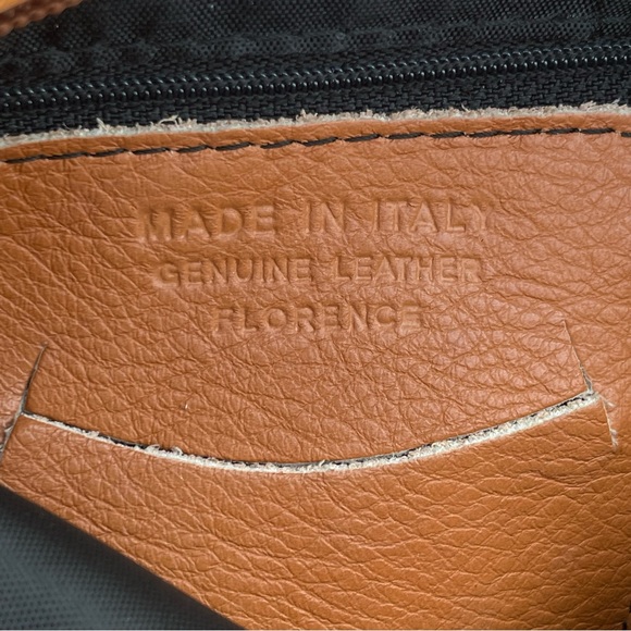 FLORENCE 🇮🇹 made in Italy, soft glove leather shoulder bag w/cashmere scarf - Picture 14 of 16